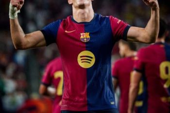 Barcelona permanenkan status penyerang Pau Victor