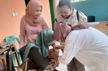 Dinkes Batam perpanjang waktu pelaksanaan imunisasi polio tahap I