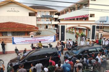 Warga boikot MTI Canduang Agam terkait masalah asusila santri