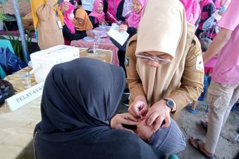 PIN Polio tahap dua di Mataram ditunda seminggu