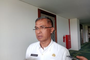 PKL di Alun-alun Praya Lombok Tengah direlokasi