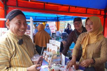 Dinkop UKM Sleman menggelar "Geber Gaspol" meriahkan HUT UMKM Nasional