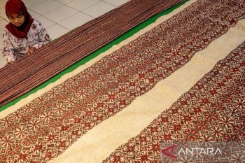 Pameran koleksi etnografika Mseum Sulteng