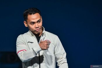 Lifter Eko Yuli Irawan tetap Olimpian hebat Indonesia
