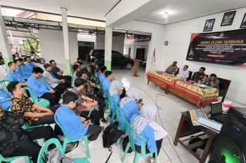 Bawaslu Blitar temukan data tidak valid saat rekapitulasi DPHP