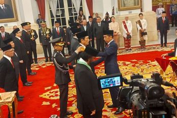 Daftar penerima Anugerah Tanda Jasa dan Kehormatan HUT RI dari Presiden Jokowi