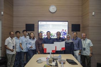 PGN pasok gas bumi 18 BBTUDke industri panel surya