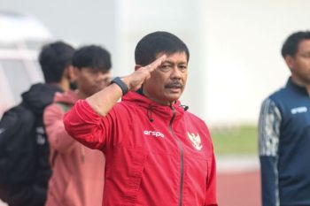 Indra sebut tiga pemain diaspora belum bisa ikut uji coba di Korsel