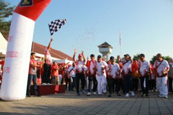 HUT RI dan Hari Pengayoman Ke-79, Kemenkumham Jateng gelar jalan sehat