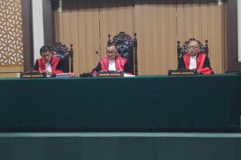 PT-Sulteng terima banding JPU terhadap korupsi mantan Rektor Untad