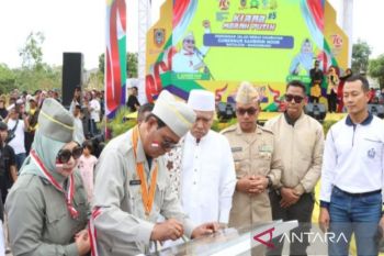Uncle Birin officiates Banjarbaru-Batulicin freeway