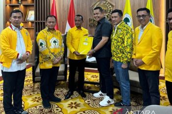 Golkar usung Epyardi-Ekos untuk Pilgub Sumbar
