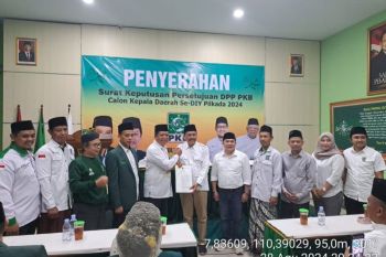 PKB DIY menyerahkan rekomendasi pada Marija-Yusron di Pilkada Kulon Progo