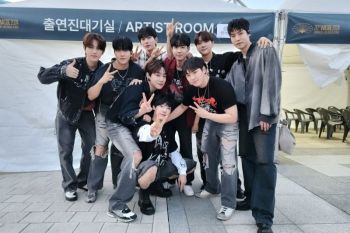 Golden Child melanjutkan grup dengan 7 anggota
