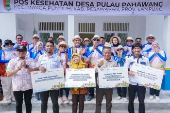 Pusri Palembang salurkan bantuan ke masyarakat di Pulau Pahawang