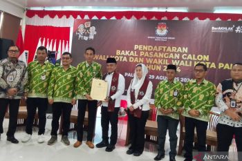KPU Kota Palu terima pendaftaran pasangan Hadianto Rasyid-Imelda Liliana