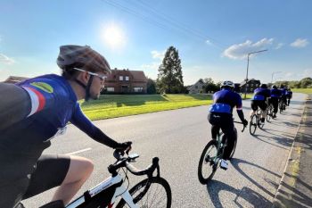 Tujuh pesepeda Indonesia tempuh 300 km dari Hamburg ke Berlin