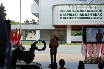 Presiden Jokowi tanggapi isu dirinya jadi anggota Golkar
