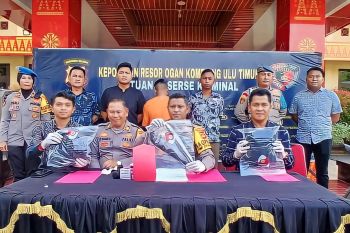 Seorang pria  ditemukan tewas dengan luka parah di kebun sawit