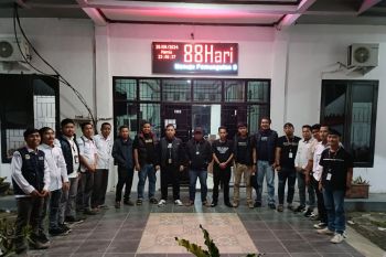 Dua paslon pilkada Mamuju periksa kesehatan di RSUD Makassar