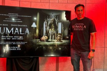 Aktor Darius Sinathrya mendukung anak tempuh pendidikan di luar negeri