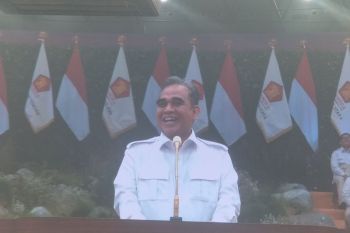 Sekjen Gerindra: Saya bangga Presiden Jokowi hadir kenakan pakaian berwarna putih