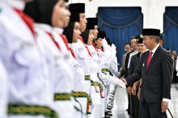BPIP tegaskan tidak memaksa Paskibraka lepas hijab - Video