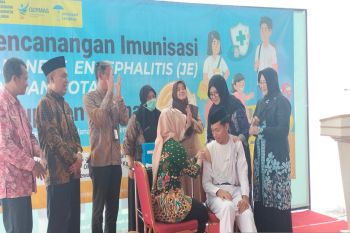 Pemkab Sleman mencanangkan imunisasi massal radang otak pada anak