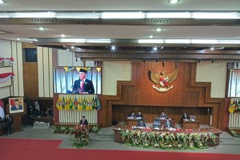 120 anggota DPRD Jawa Tengah resmi dilantik, Sumanto ketua sementara