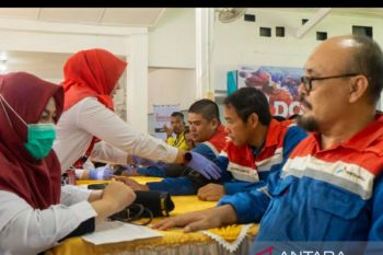 Ratusan pekerja Kilang Pertamina Plaju donor darah
