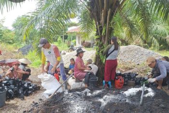 BPDAS Kapuas merealisasikan kebun bibit rakyat di Betung Permai Sintang