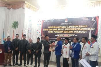 KPU: Berkas persyaratan empat bakal calon bupati-wakil bupati Pasaman Barat belum penuhi syarat