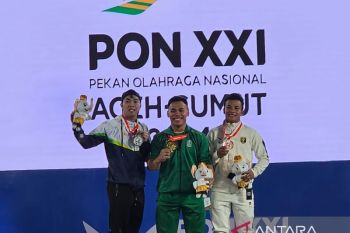 Eko Yuli sabet emas kelas 67 kilogram putra, lifter Lampung Harjianto perunggu
