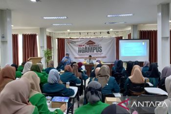 Bawaslu Sigi libatkan mahasiswa untuk pendidikan politik di masyarakat