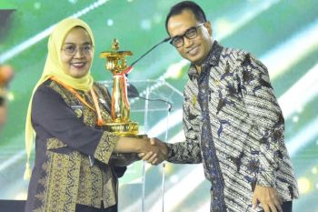 Pemkot Jambi raih piala WTN dari Menteri Perhubungan RI
