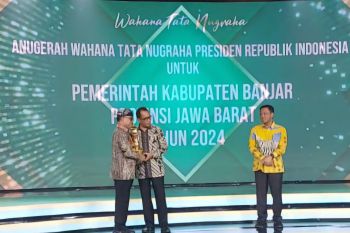 Banyuwangi raih penghargaan Hub Award dan WTN 2024 Kemenhub