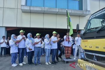 BUMD Perumda Tirta Bhagasasi Bekasi bantu warga terdampak kekeringan