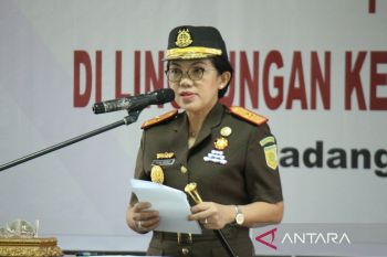 Kepala Kejati Sumbar perintahkan Jaksa terapkan hidup sederhana