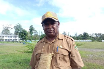 DLH Mimika imbau masyarakat membuang sampah sesuai jadwal