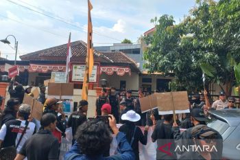 Permohonan syarat pasangan independen ditolak Bawaslu Sukoharjo