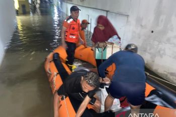 Dapur umum disiagakan untuk jamin ribuan korban banjir di Binjai