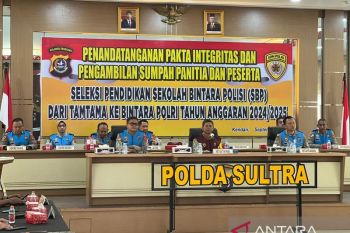 Pengambilan sumpah seleksi Bintara Polri di Polda Sultra Tahun 2024/2025