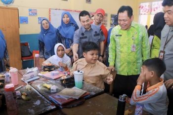 Pekanbaru pastikan menu makan bergizi gratis sesuai standar