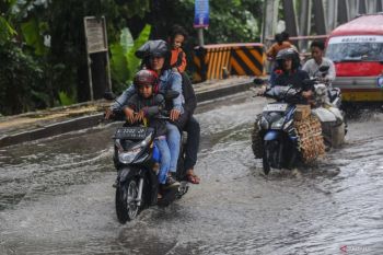 Banten berpotensi hujan lebat dan angin kencang hingga Januari 2026