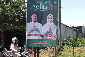 Bawaslu Tulungagung pastikan kontestan pilkada tertibkan alat peraga
