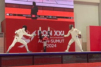 Riau sabet emas keempat di hari terakhir pertandingan anggar