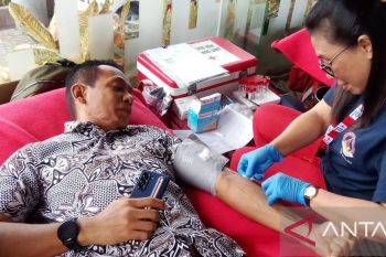 Accor Hotels Manado-PMI gelar donor darah-pemeriksaan kesehatan gratis