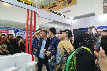 Disnaker Ponorogo menggelar "job fair" ribuan lowongan