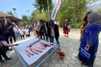 Pupuk Indonesia salurkan phonska plus ke kampung idiot Ponorogo