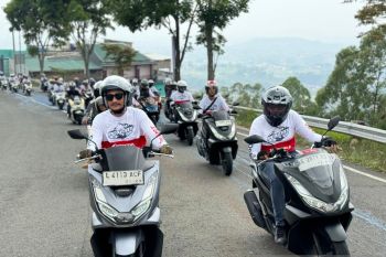 Sebanyak 1.200 pengendara ikuti Honda PCX Day